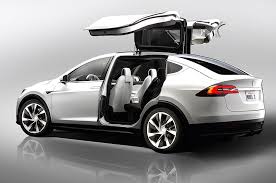 ข้อบกพร่องของ "Tesla Model X"